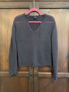 Gap Vintage Linen Blend Knit Sweater with V neck dark blue size Medium Nautical